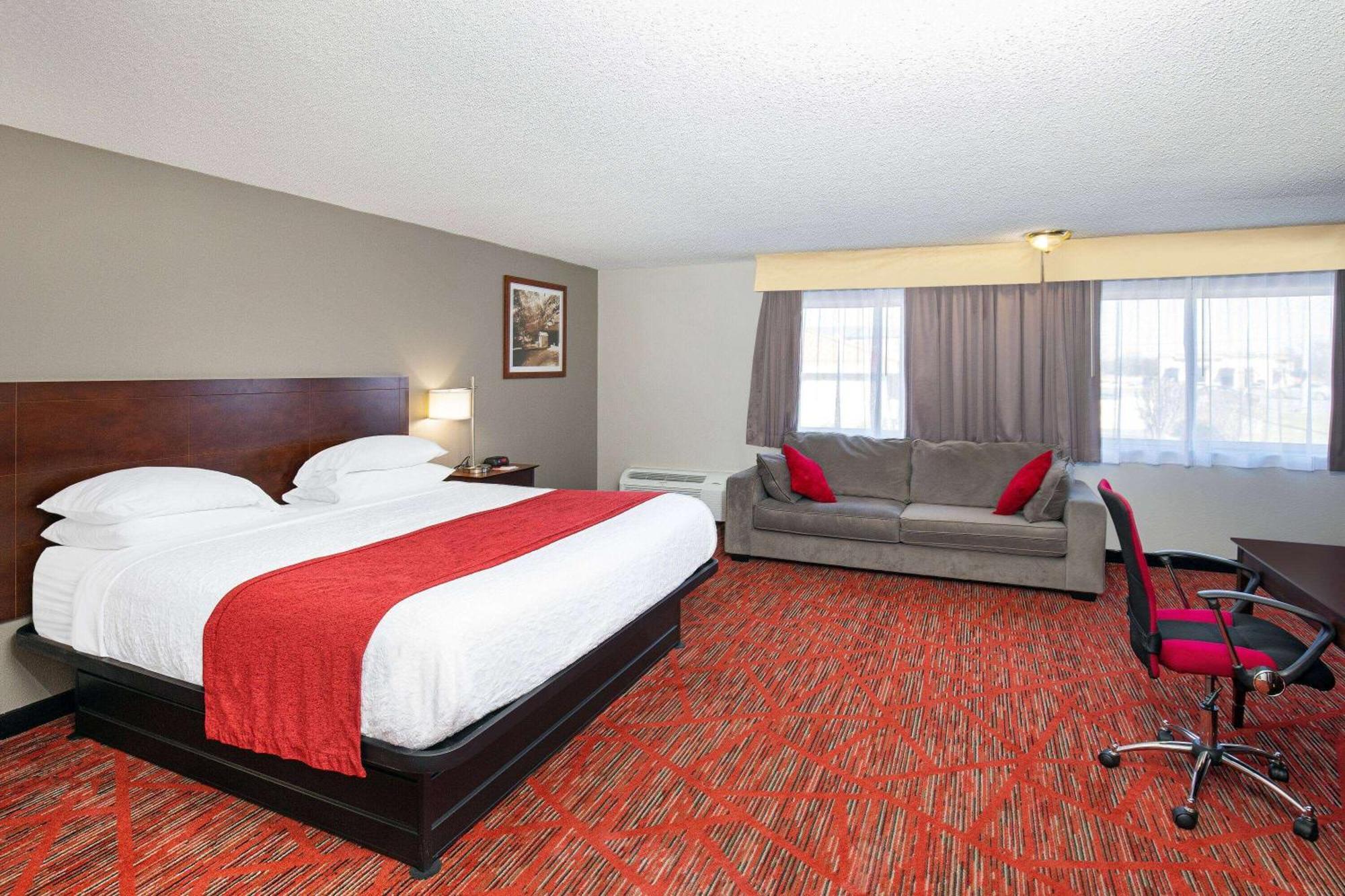 Ramada By Wyndham Bowling Green Esterno foto