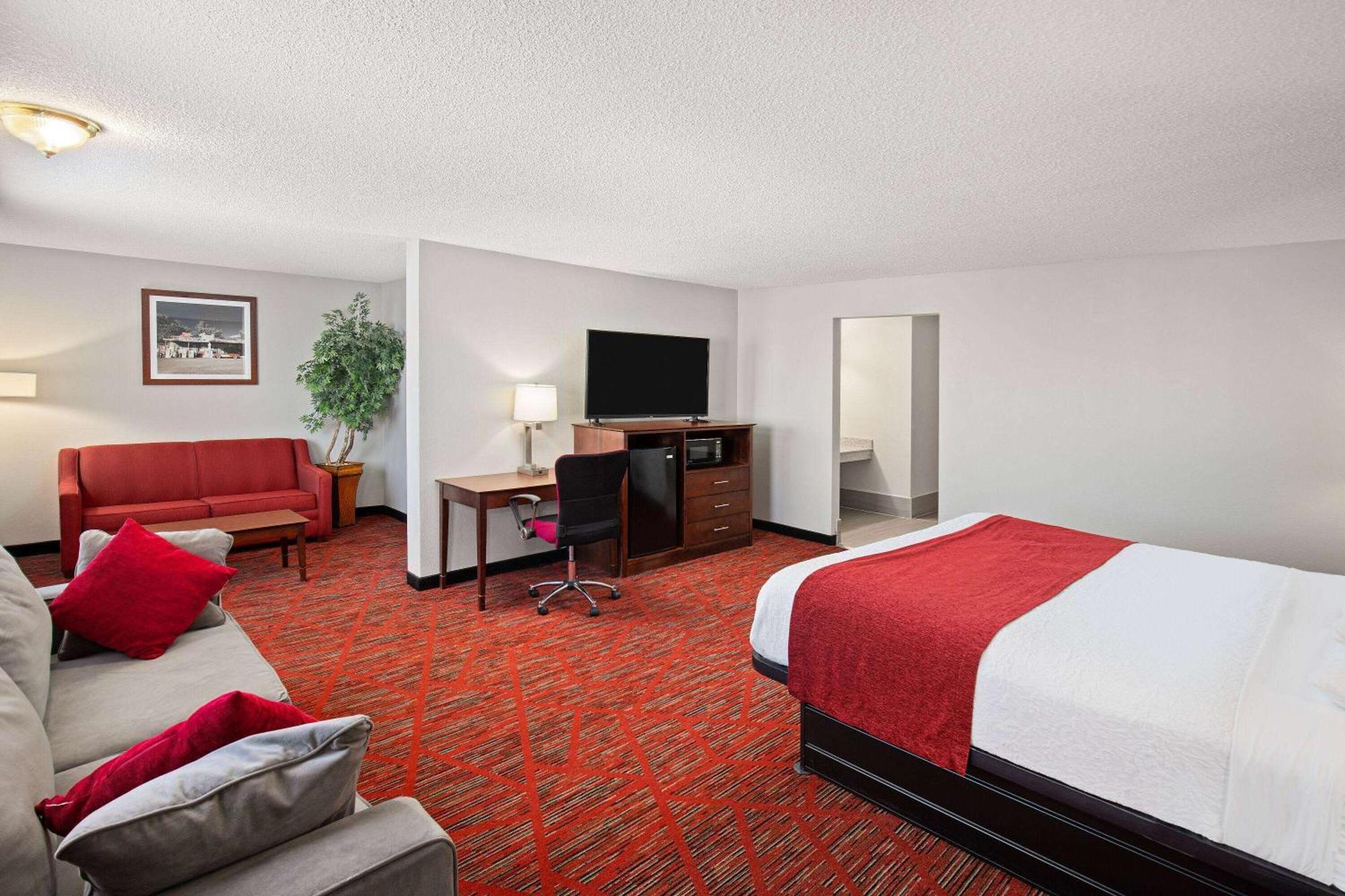 Ramada By Wyndham Bowling Green Esterno foto